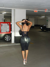 Load image into Gallery viewer, Pre Sale- Nude Sculpt Capris - Black